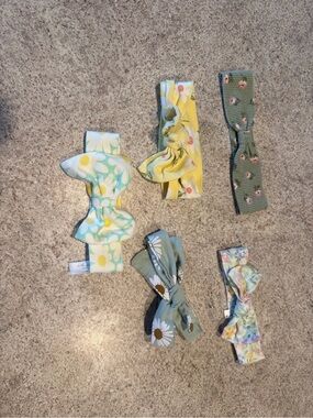 Baby Assorted Floral Bow Headbands Set  of 5 - Pastel Yellow, Green & Mint